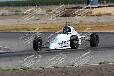 media/Jun-04-2022-CalClub SCCA (Sat) [[1984f7cb40]]/Group 3/Qualifying (Sweeper)/